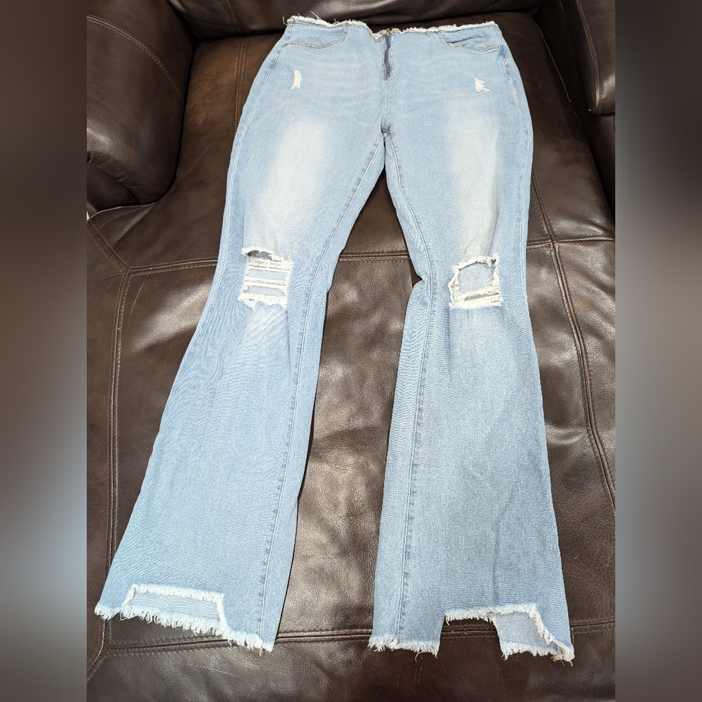 Fashion Nova flare jeans sz 14
